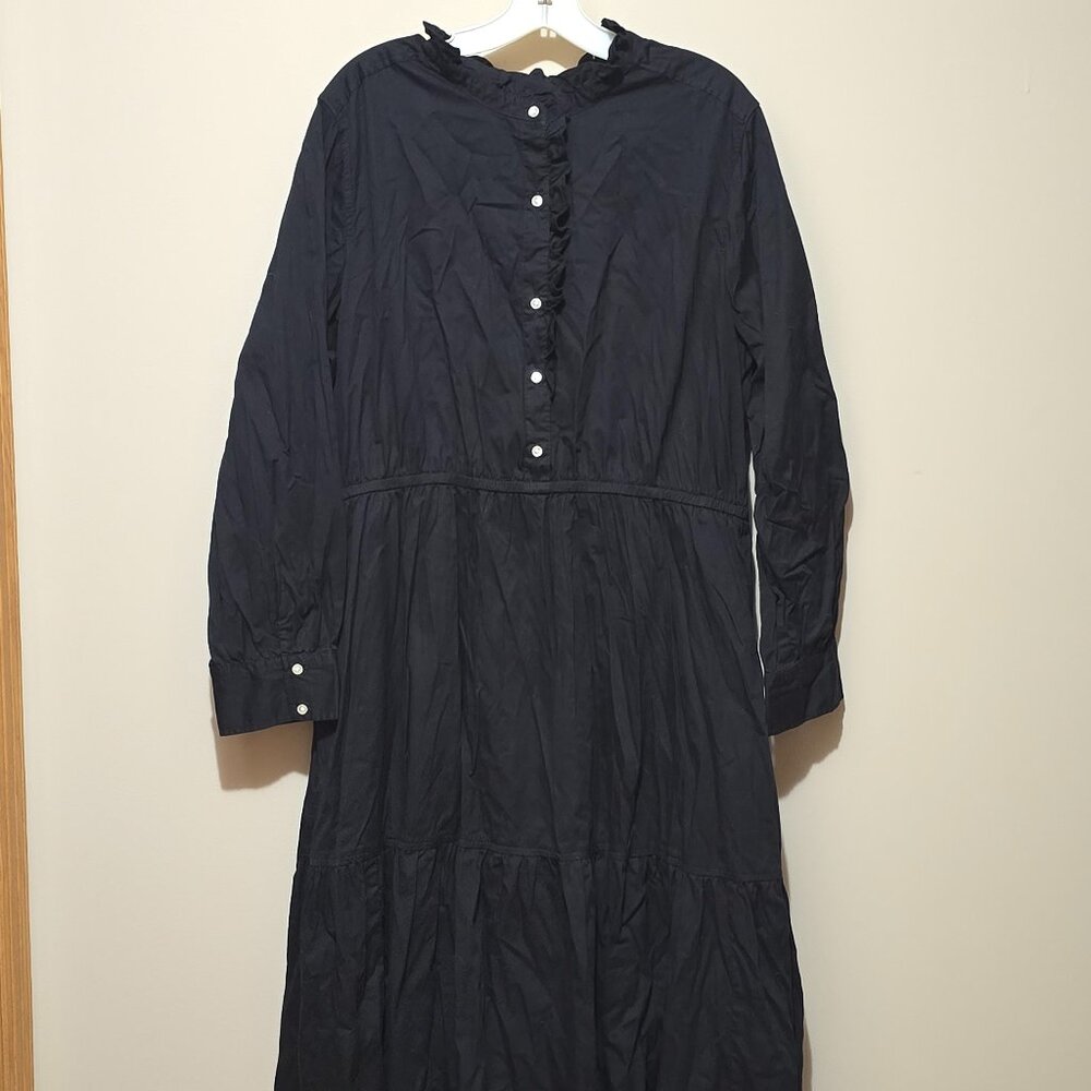 Women's Black Long sleeved Midi Dress